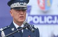 قائد شرطة بولندا يكشف عن الهدية الأوكرانية التي انفجرت بمكتبه