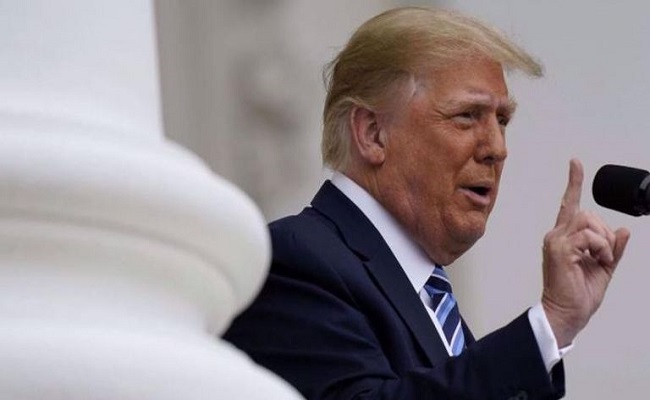 ترامب متهم بإخفاء دين لشركة على صلة بكوريا الشمالية