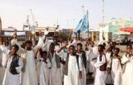 محتجون على الاتفاق السياسي يغلقون ميناء بورتسودان