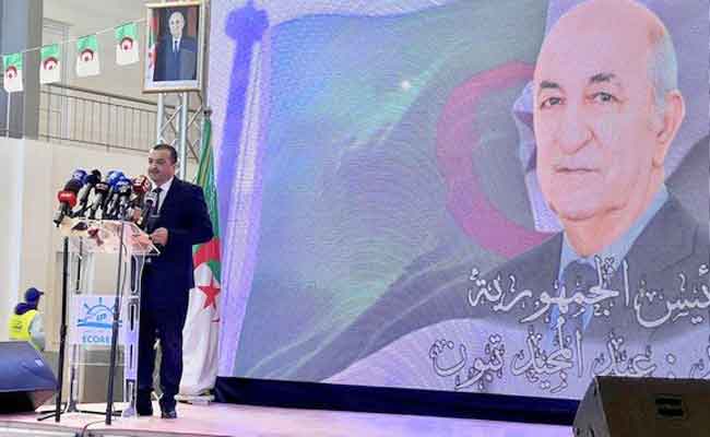 عرقاب يؤكد أن “آفاق واعدة تنتظر قطاع المحروقات بالجزائر خلال السنة الجارية”