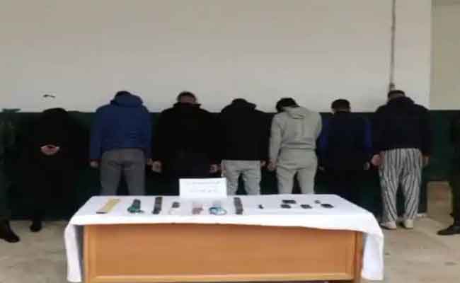 الدرك يطيح بعصابة مسلحة تحترف السطو على السياح بوهران