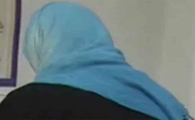 الإطاحة بأربعينية حاولت سرقة أحد محلات بيع المجوهرات بعد الاعتداء على صاحبه بقالمة