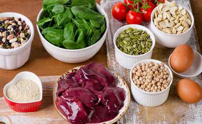 قائمة بالأطعمة التي تساعد على تعويض نقص الحديد في الدم…