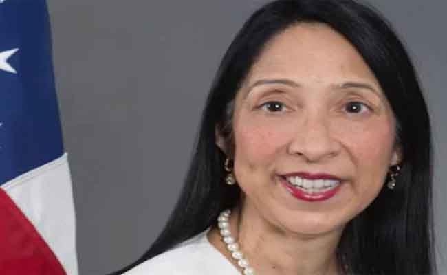 شروع مساعدة وزير الخارجية الأمريكي في زيارة للجزائر