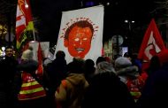 فرنسا تعلن التعبئة العامة استعدادا لاحتجاجات المرتقبة