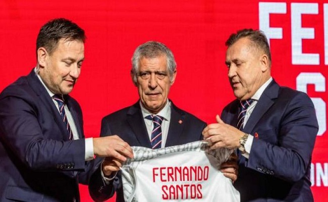رسميًّا: البرتغالي فرناندو سانتوس مدربًا لمنتخب بولندا...