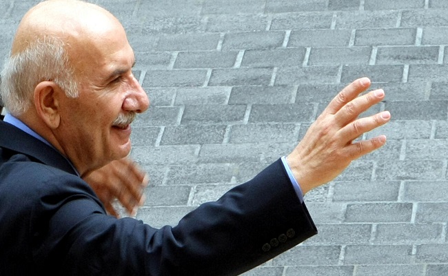 “عرّاب اتفاق الطائف” وفاة رئيس البرلمان اللبناني الأسبق حسين الحسيني