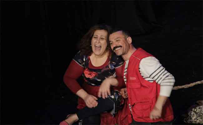 مسرحية “الفلوكة” الجزائرية تخطف الجائزة الكبرى في ختام الأيام المسرحية العربية الأولى بسطيف