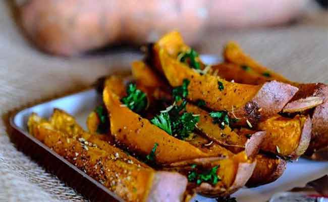 ما هي الطريقة الأفضل لتناول البطاطا الحلوة عند اتباع الرجيم؟