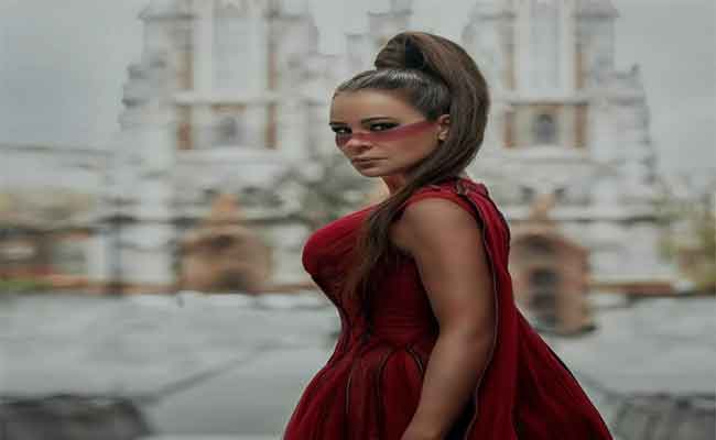 ب”ستنتهي الحرب”…كارول سماحة تقص شريط”الألبوم الذهبي”