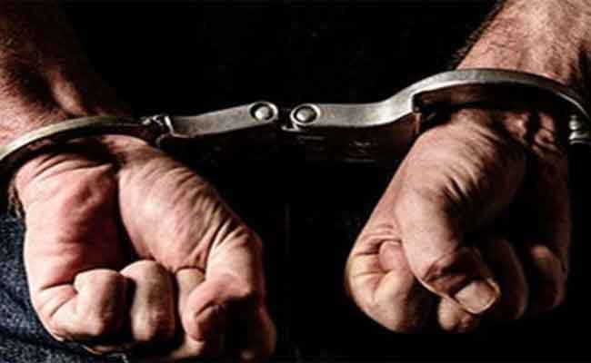 الإطاحة بعصابة إجرامية تحترف سرقة المنازل والمحلات التجارية والدراجات النارية بالشلف