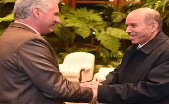 استقبال وزير الصحة سايحي من طرف الرئيس الكوبي بهافانا