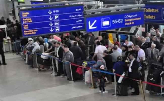 صدور قرار وزاري مشترك للإجراءات الجديدة لمراقبة المغادرين والوافدين للجزائر بالجريدة الرسمية