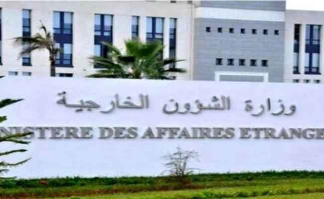 تكذيب الجزائر لإشاعة قرار الجزائر تعليق منح التأشيرات للمواطنين الفرنسيين