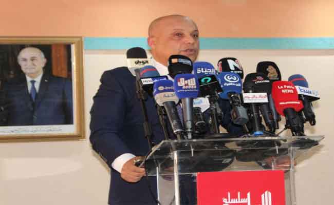 زيتوني يؤكد أن حزبه يرافع من أجل “مناعة إعلامية تجعل الجزائر وشعبها في مأمن من كل شر”