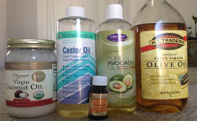 5 زيوت طبيعية ستساعدكِ على الحدّ من تساقط شعركِ!