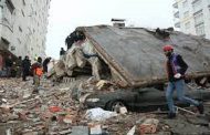 أردوغان: مقتل 912 وإصابة 5 آلاف وانهيار 2818 مبنى جراء الزلزال
