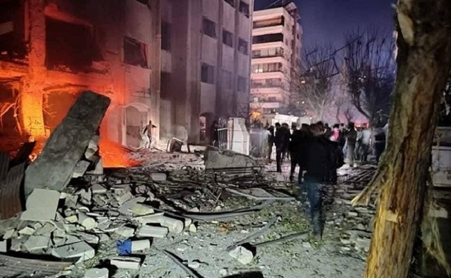قتلى وجرحى في قصف إسرائيلي على أحياء سكنية وسط دمشق