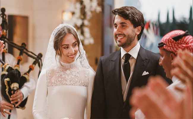 الأميرة إيمان نجلة العاهل الأردني عبد الله الثاني تحتفل بزفافها في قلب” بيت الأردن” وسط أجواء عائلية…
