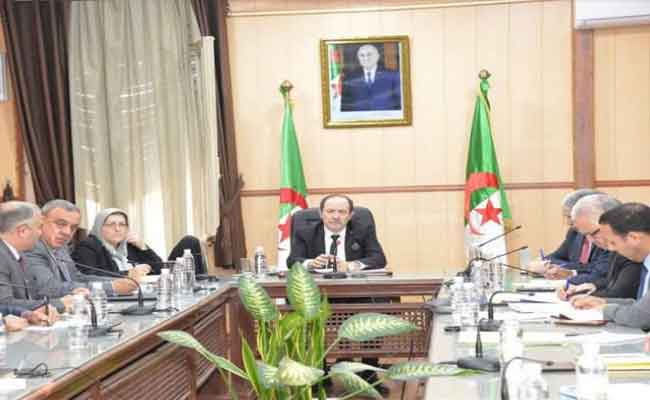 بلعابد يشدد على وجوب دفع منحة المردودية لعمال التربية قبل 30 مارس