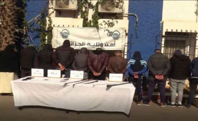 الإطاحة بعصابة أحياء زرعت الرعب وسط المواطنين بالعاصمة