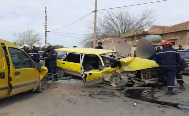 اصطدام بين سيارة وشاحنة يخلف مصرع شخص بغليزان