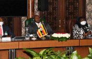 الرئيس الأوغندي يؤكد أن الجزائر تعتبر 