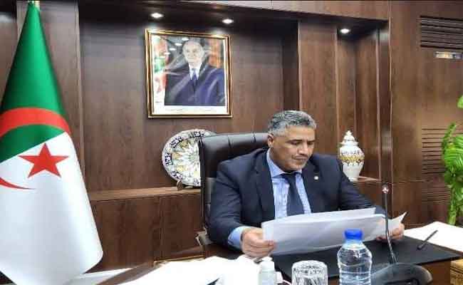 وزير السكن يأمر بالتعجيل في فتح مجال الاستثمار في المدينة الجديدة ببوغزول