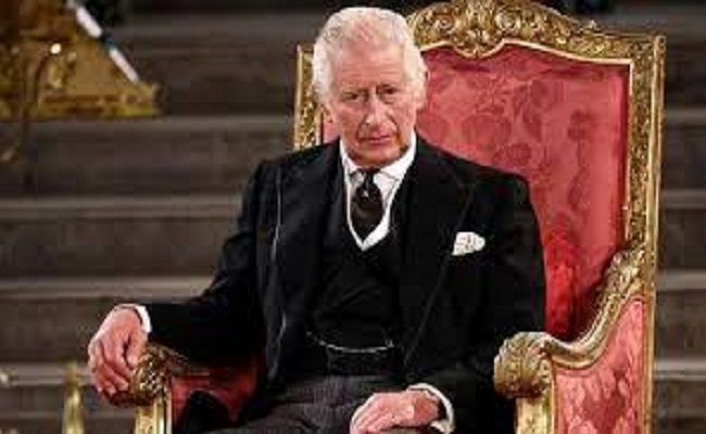 الملك تشارلز يقرر دعوة ملوك أجانب لحفل تتويجه