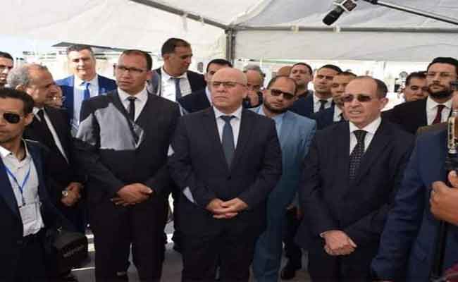 شرفة يؤكد أن الحكومة جعلت من 2023 موعدا للنهوض بالسياحة 