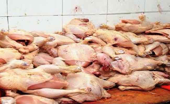 توقيف بائع لحوم بيضاء وإتلاف قناطير غير صالحة للاستهلاك بغليزان