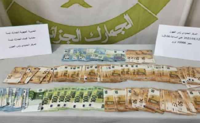 الجمارك تحجز 10 آلاف أورو برأس العيون بتبسة