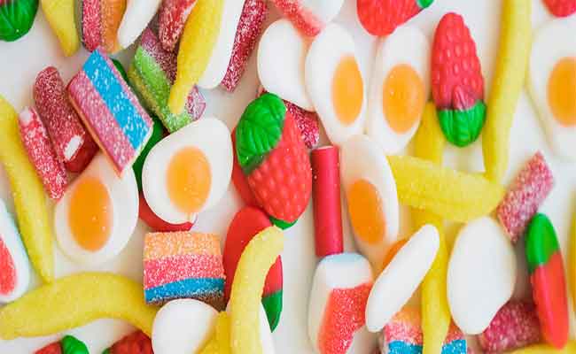 هذه الأطعمة هي الأسوء لطفلك…واستبدالها ضروري!