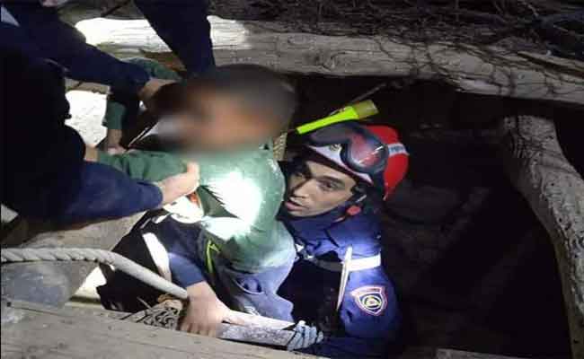 انتشال الطفل المفقود حيا من داخل بئر بعمق 20 مترا بالمسيلة