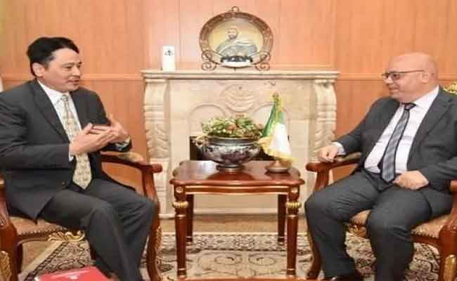 استقبال ربيقة لسفير فيتنام بالجزائر