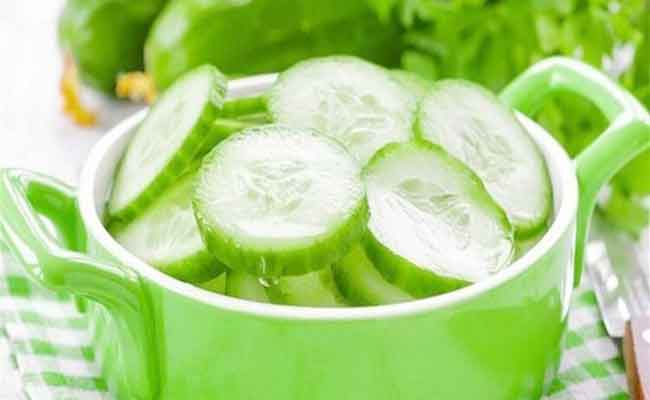 “7 أيام مقابل 7 كيلوغرامات”…رجيم الخيار يلقى رواجاً واسعاً لكن ما هي مخاطره؟