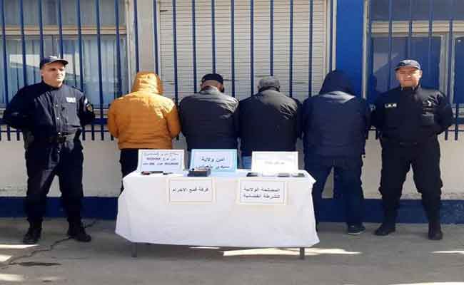 تفكيك شبكة إجرامية تحترف ترويج المهلوسات أمام المدارس بغليزان