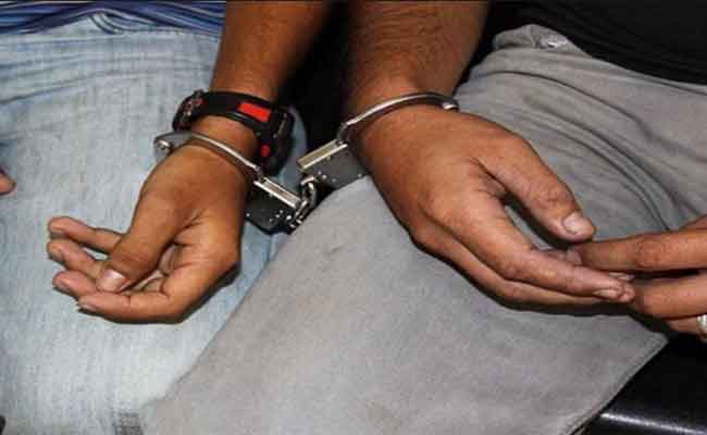 توقيف شخصين سرقا مبلغا ماليا مهما وحلي ذهب من منزل بتيارات