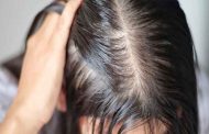 كيف يمكنك تكثيف الشعر الخفيف بطرق طبيعية؟