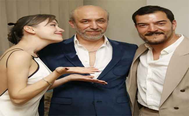 نجما “المؤسس عثمان “ينقلان قصة حبهما من الشاشة الى  الواقع وخطوبة رسمية في انتظار حفل الزفاف…