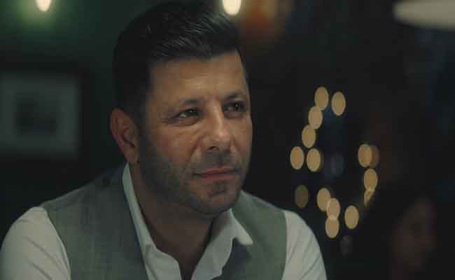 اياد نصار يقدم بصوته رواية “ذاكرة الجسد” لأحلام مستغانمي…