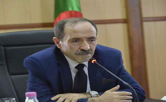 بلعابد يؤكد أن الامتحانات لن تخرج عن البرنامج الدراسي الذي تلقاه التلميذ