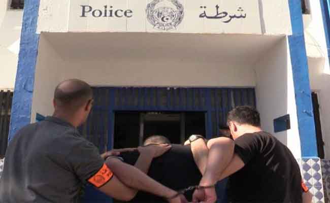الإطاحة بعصابة إجرامية تحترف الاعتداء على المواطنين بغليزان