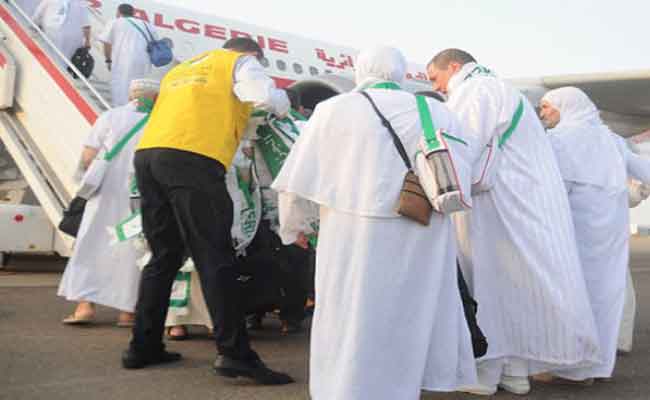 حل مشكل الحجاج المقصيين بالبليدة بتدخل من رئيس الجمهورية 