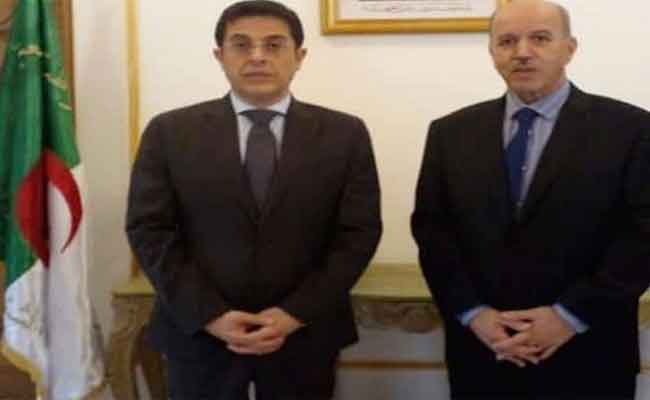 سايحي يجري محادثات مع نظيره السوري بجنيف