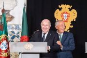 انضاف الرئيس البرتغالي إلى قائمة عشاق الشاذ تبون