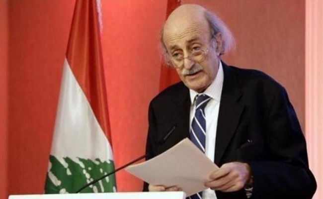 جنبلاط يفاجئ اللبنانيين بالاستقالة