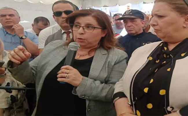 دحلب تدعو الجماعات المحلية إلى المشاركة بقوة في الحوار الوطني حول “التكيّف مع التغيرات المناخية”