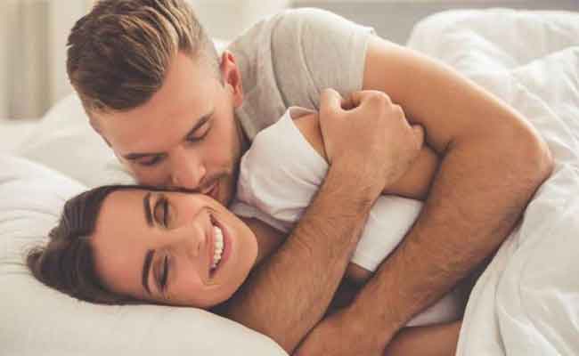 7 طرق إغراء الزوج لعلاقة متجددة ومثيرة…