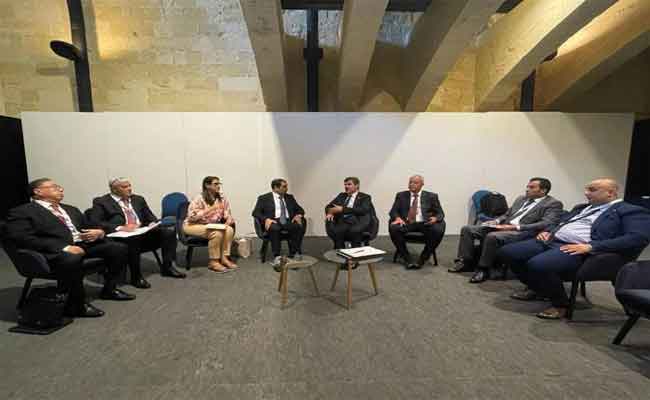 وزير الصيد البحري يتباحث مع وزراء مالطا وتونس وموريتانيا حول الاقتصاد الأزرق 